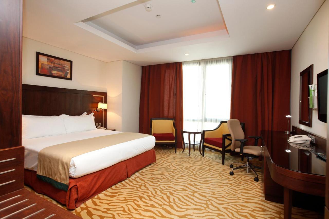 Holiday Inn Olaya By Ihg Rijad Zewnętrze zdjęcie