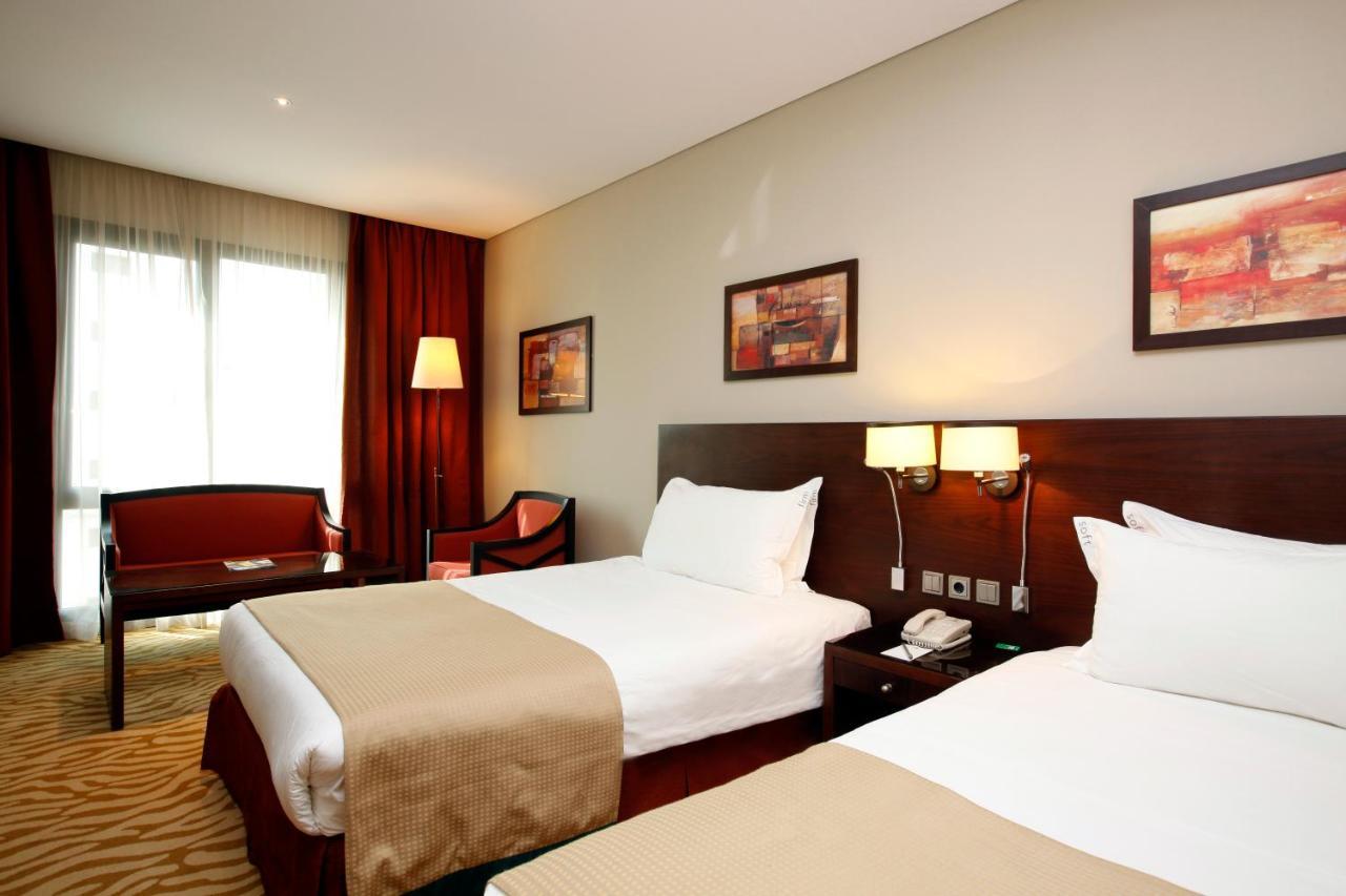 Holiday Inn Olaya By Ihg Rijad Zewnętrze zdjęcie