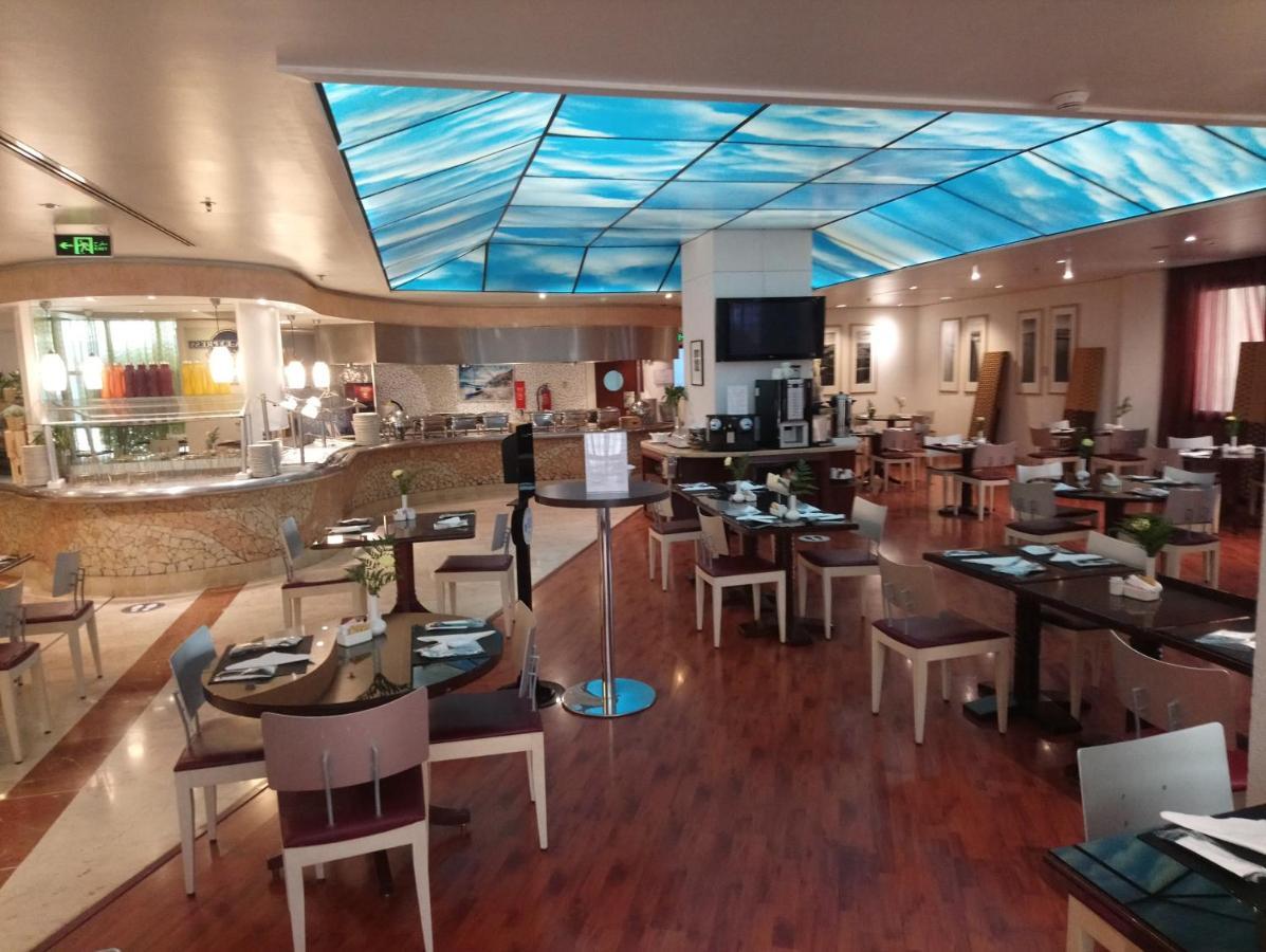 Holiday Inn Olaya By Ihg Rijad Zewnętrze zdjęcie