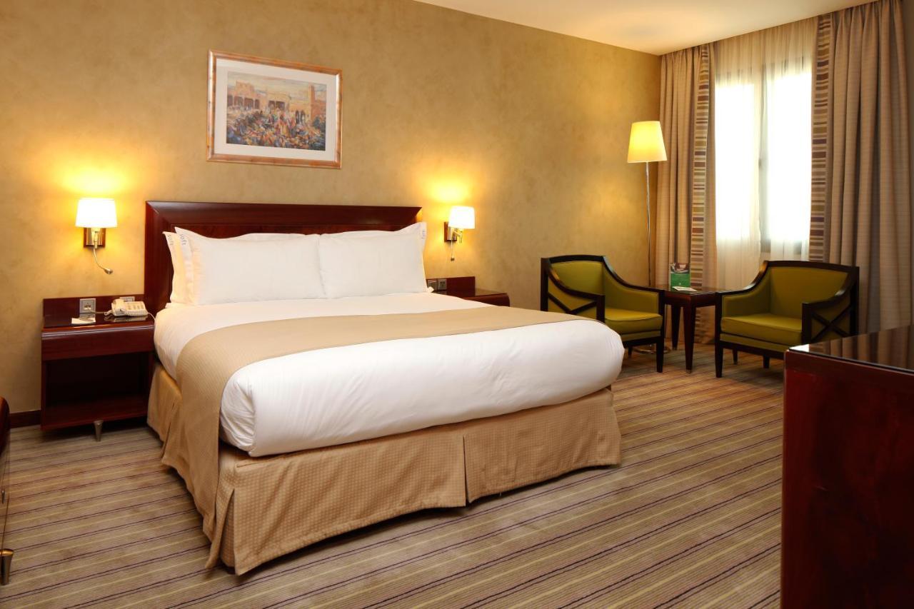 Holiday Inn Olaya By Ihg Rijad Zewnętrze zdjęcie
