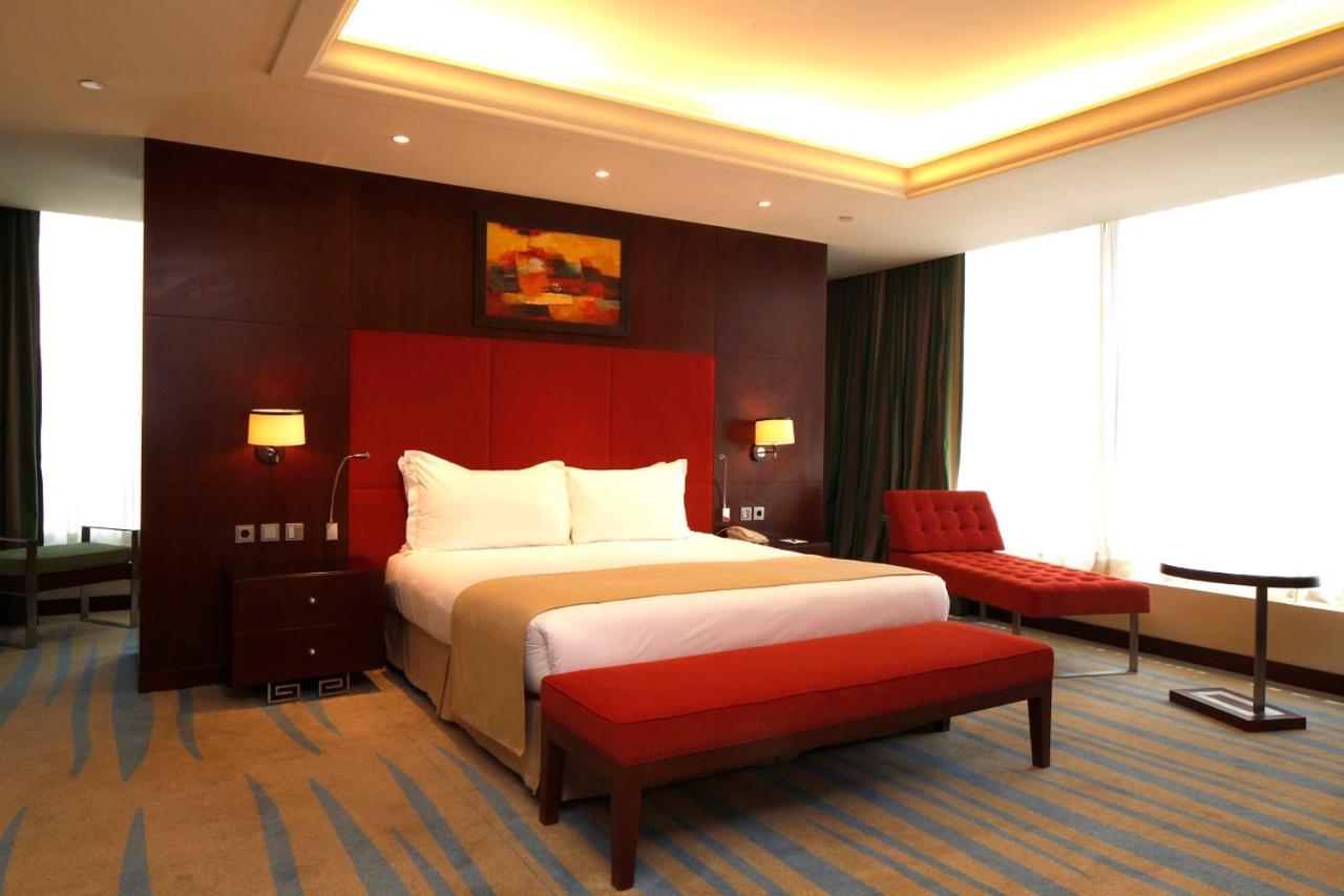 Holiday Inn Olaya By Ihg Rijad Zewnętrze zdjęcie