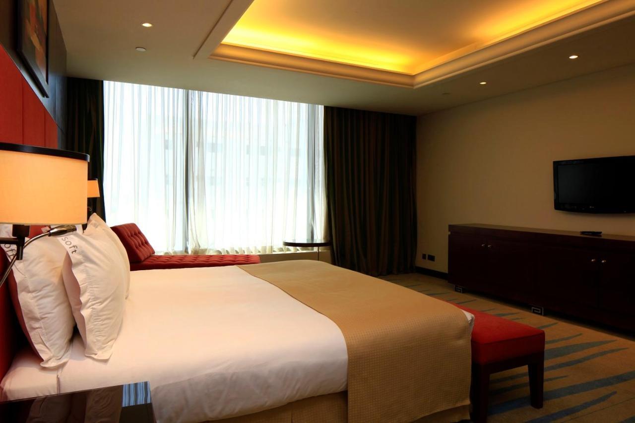 Holiday Inn Olaya By Ihg Rijad Zewnętrze zdjęcie