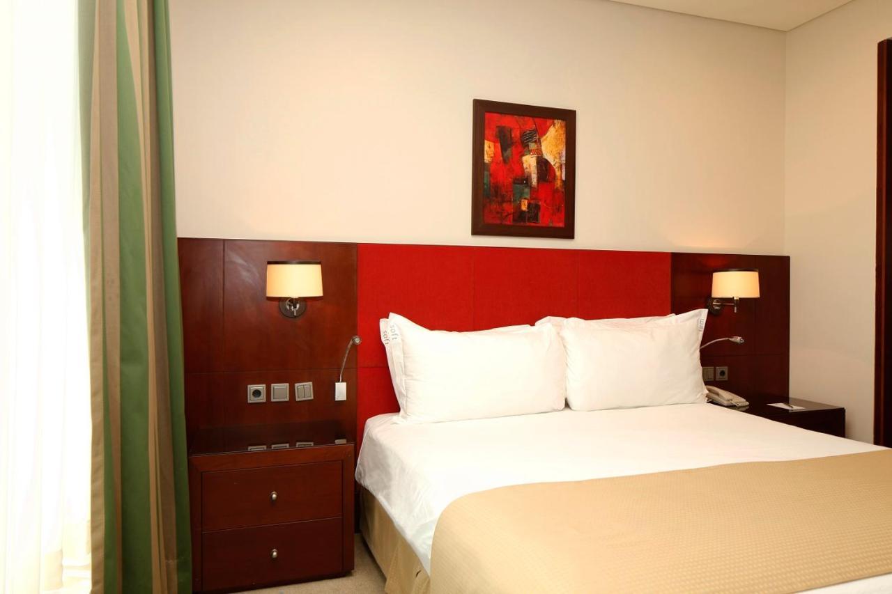 Holiday Inn Olaya By Ihg Rijad Zewnętrze zdjęcie