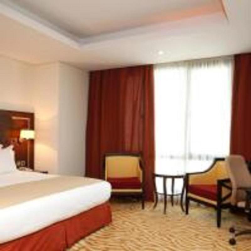 Holiday Inn Olaya By Ihg Rijad Zewnętrze zdjęcie